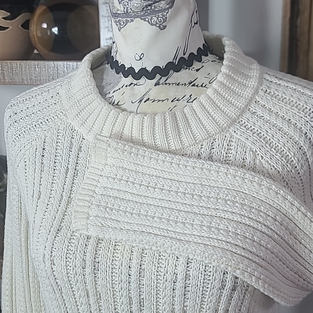 Banana Republic Cream Ribbed Crewneck Sweater with Subtle Sequins - Picture 4 of 7